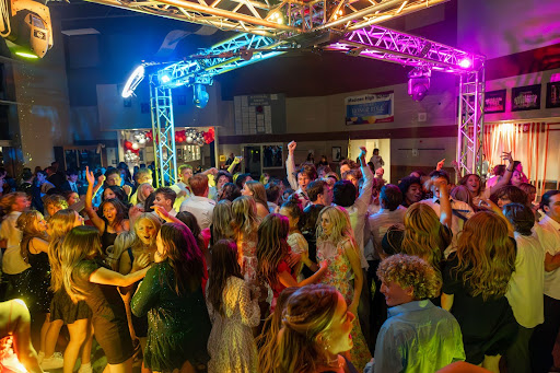 Companied dates (Teaagan)